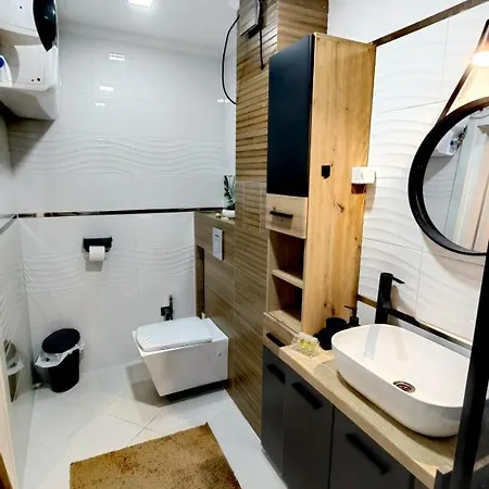 Blue Cream Apartment *