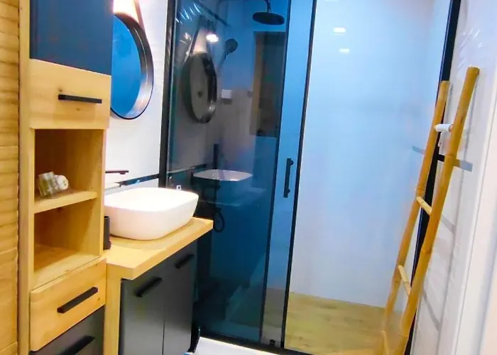 Blue Cream 부르가스